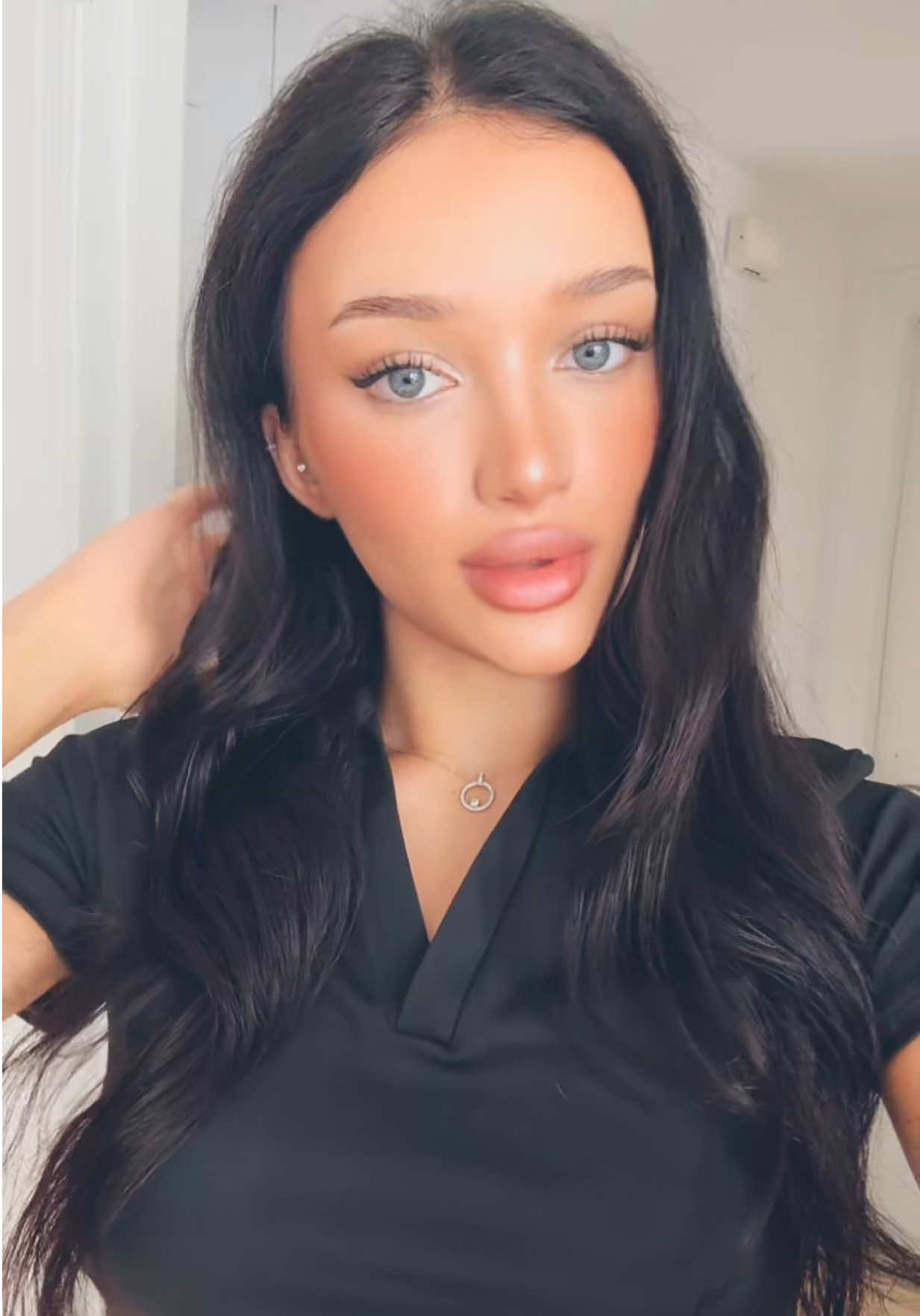 @𝒩𝒾𝓀𝒶
