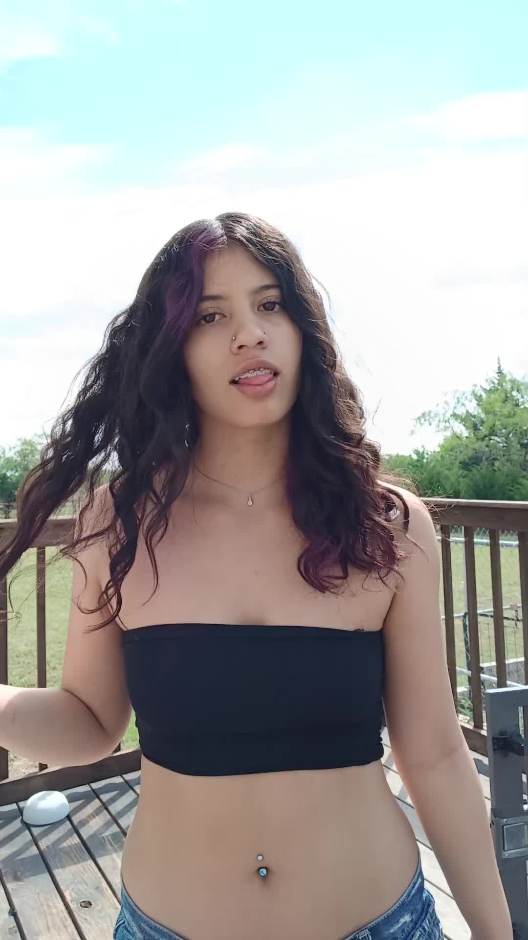 @🦄