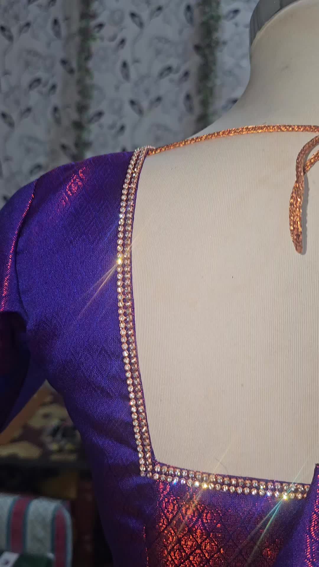 @Sanmeensha Collections
