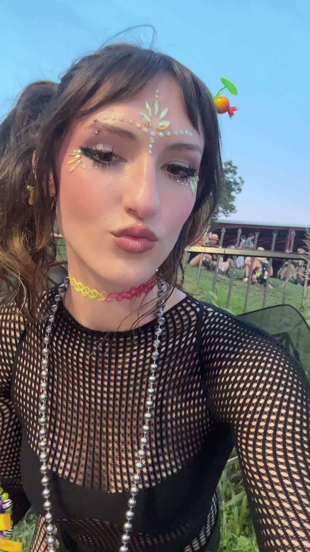 @glitttersophi