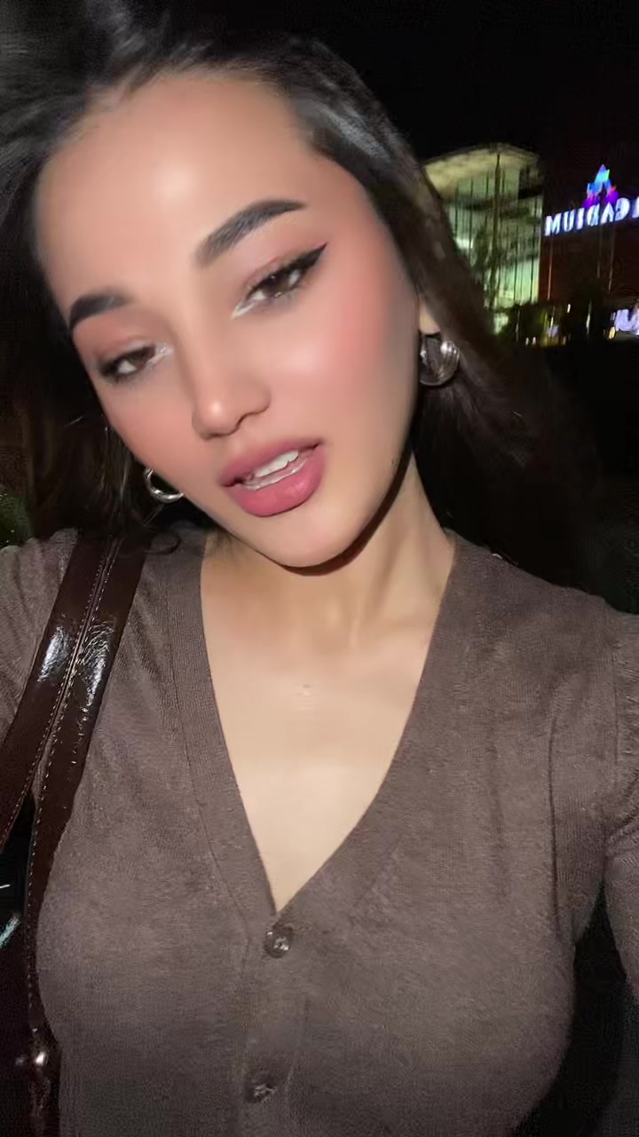 @Lale Bayryyeva
