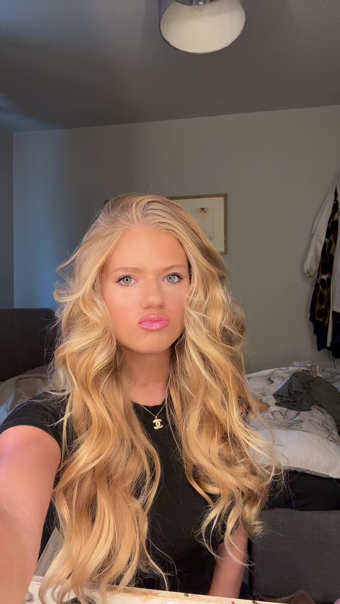 @libertylibbylib
