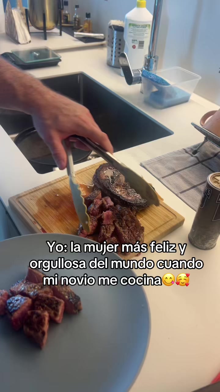 @Camila