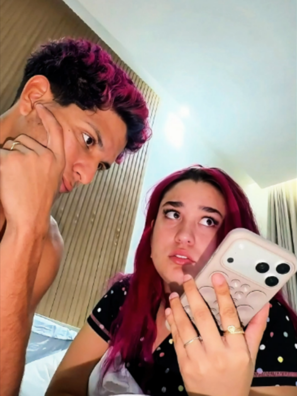 @EMILLYVICK .FANCLUBE