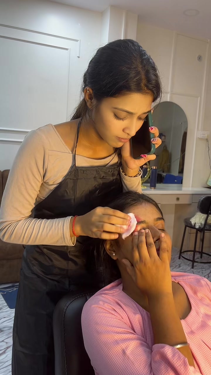 @Manupriyamakeupstudio