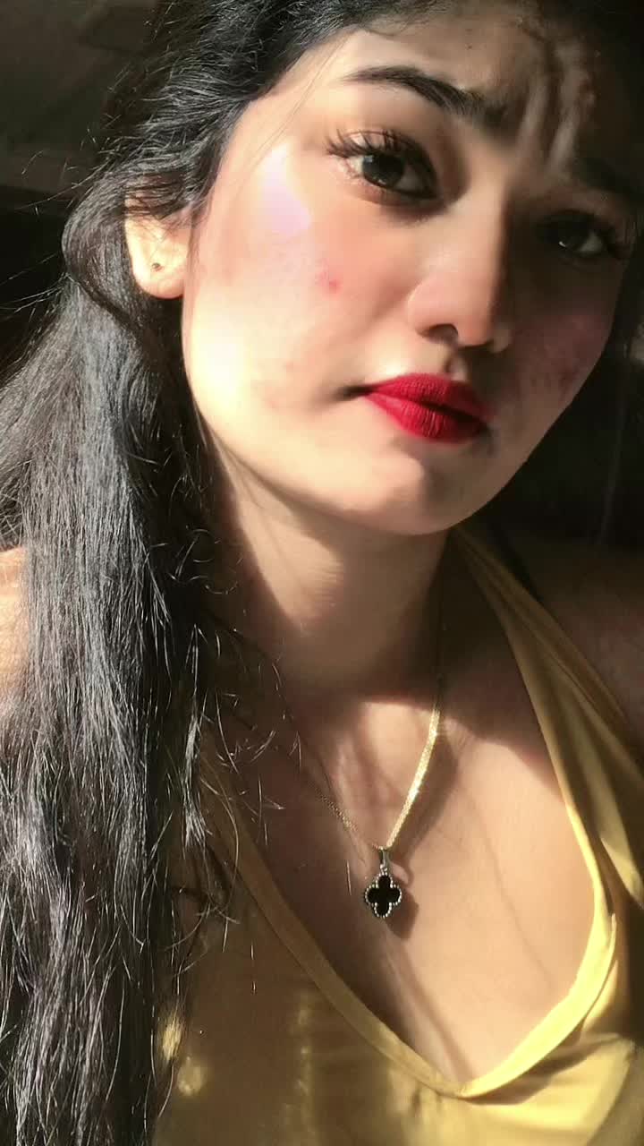 @Vindya__🫐