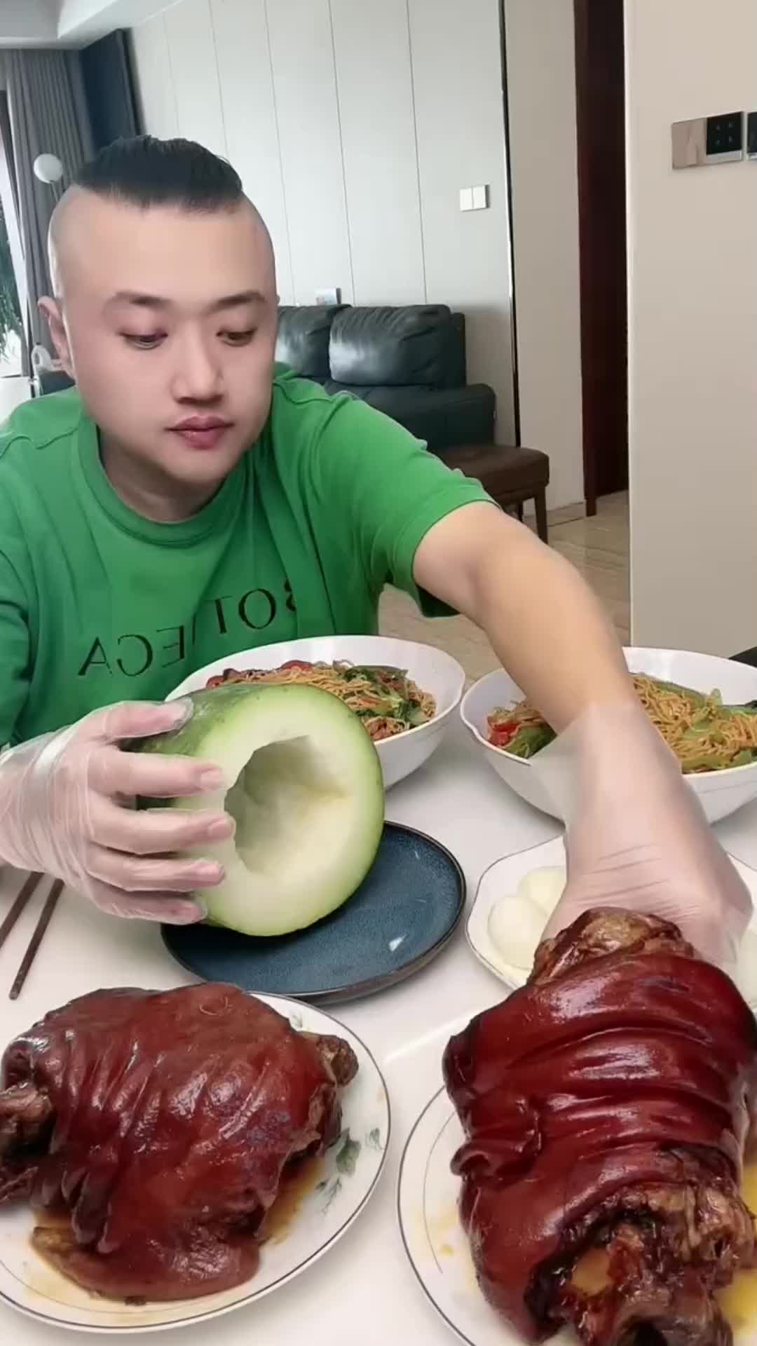 @foodmukbang