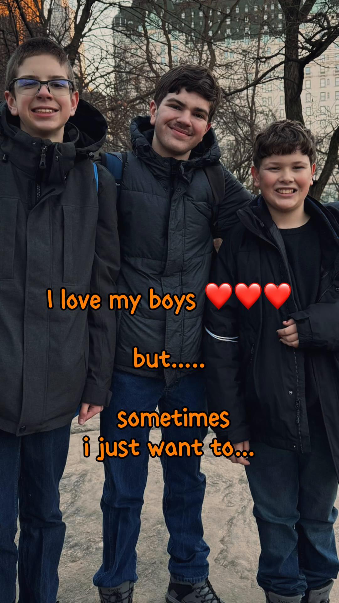 @TᕼE 1 ᗩᖇᗰ ᗯOᑎᗪEᖇᗰOᗰ