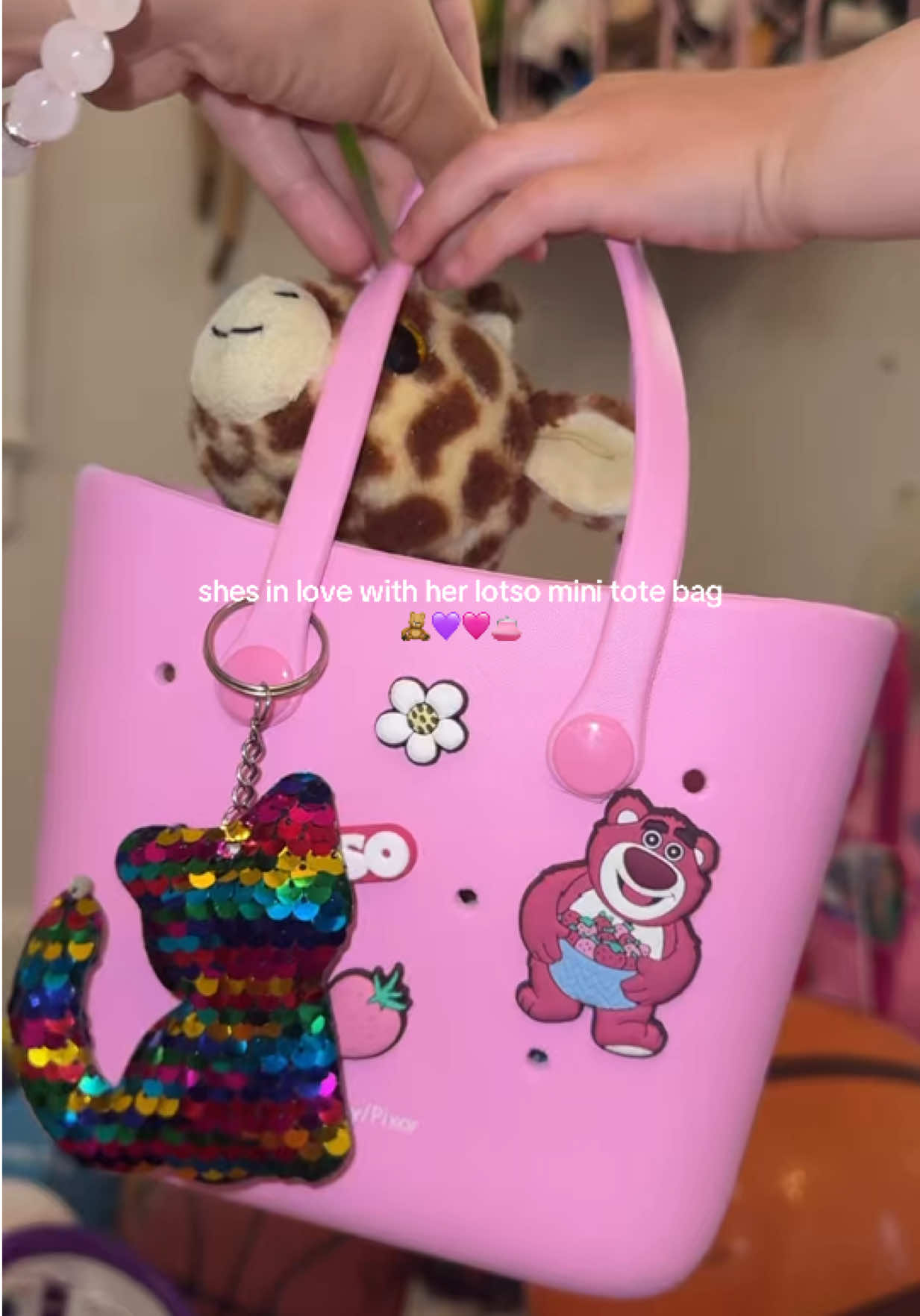 @ᒪIᒪᒪIᗩᑎ ᗷOᑎIᒪᒪᗩ.🦒