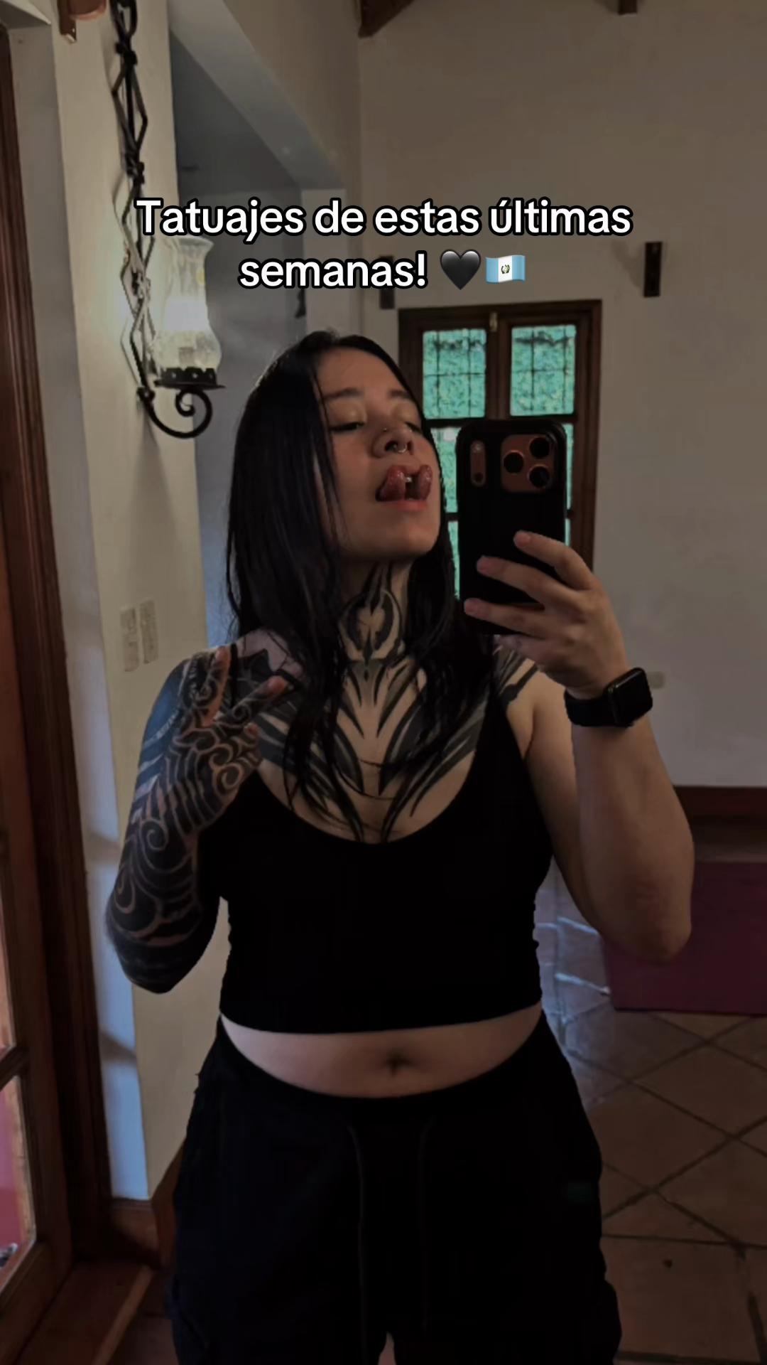 @Izzi Tattoo