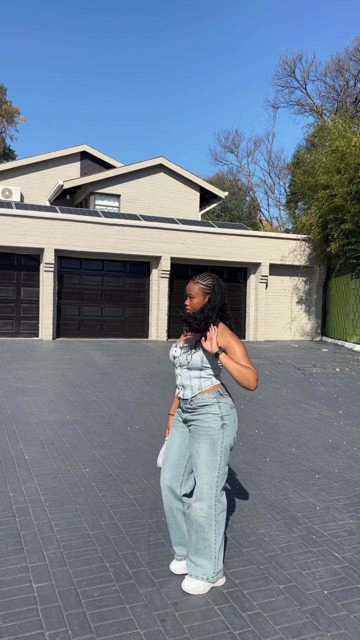 @jessica_mofokeng