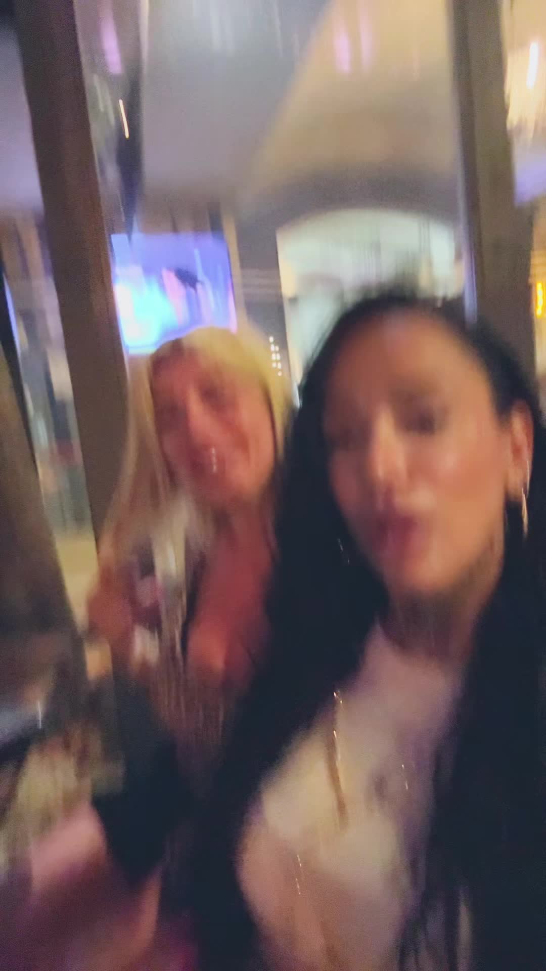@𝑇𝑒𝑛𝑛𝑦 𝑀𝑎𝑠𝑠 🦂