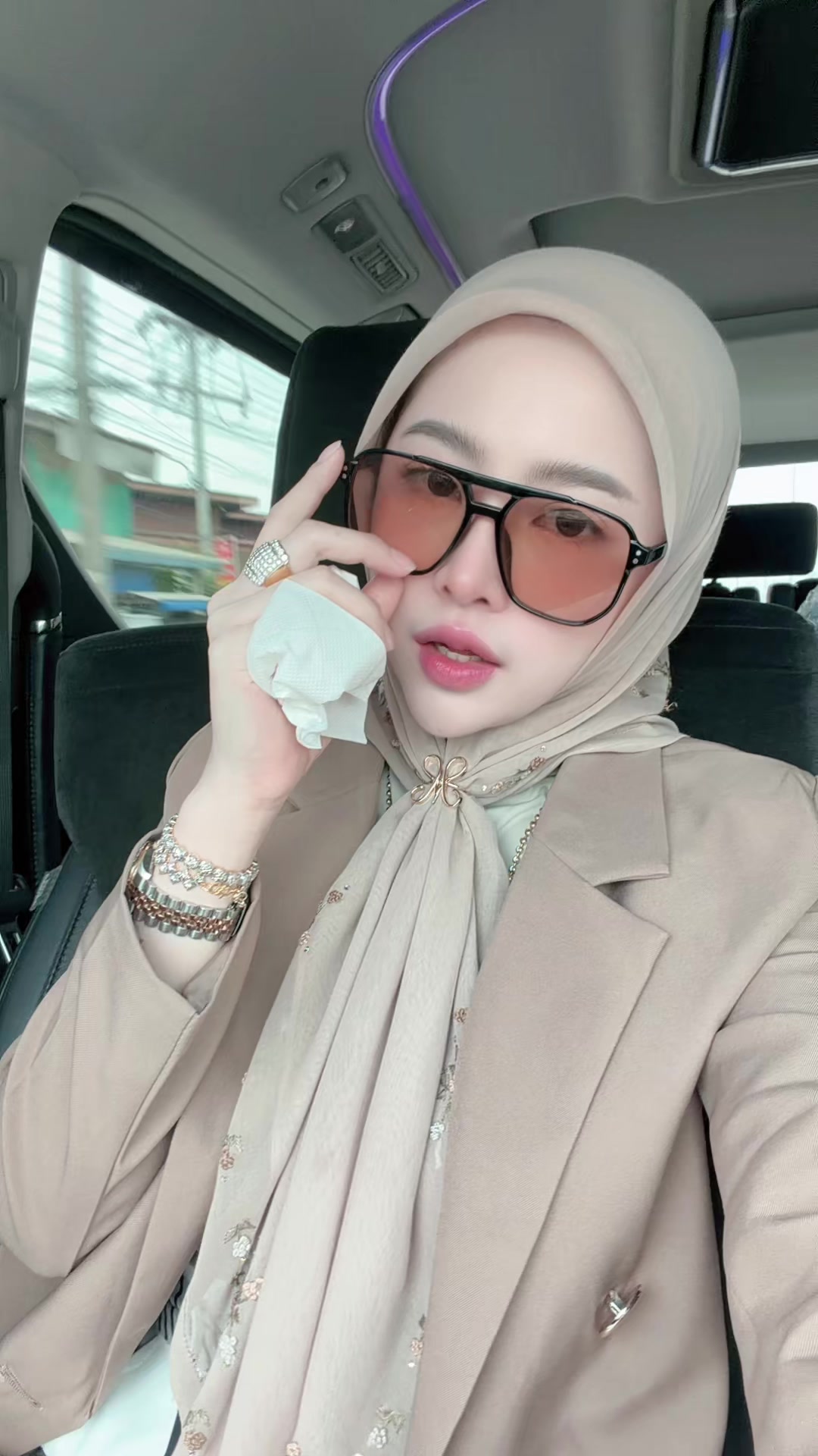 @MAALIN KOJIC