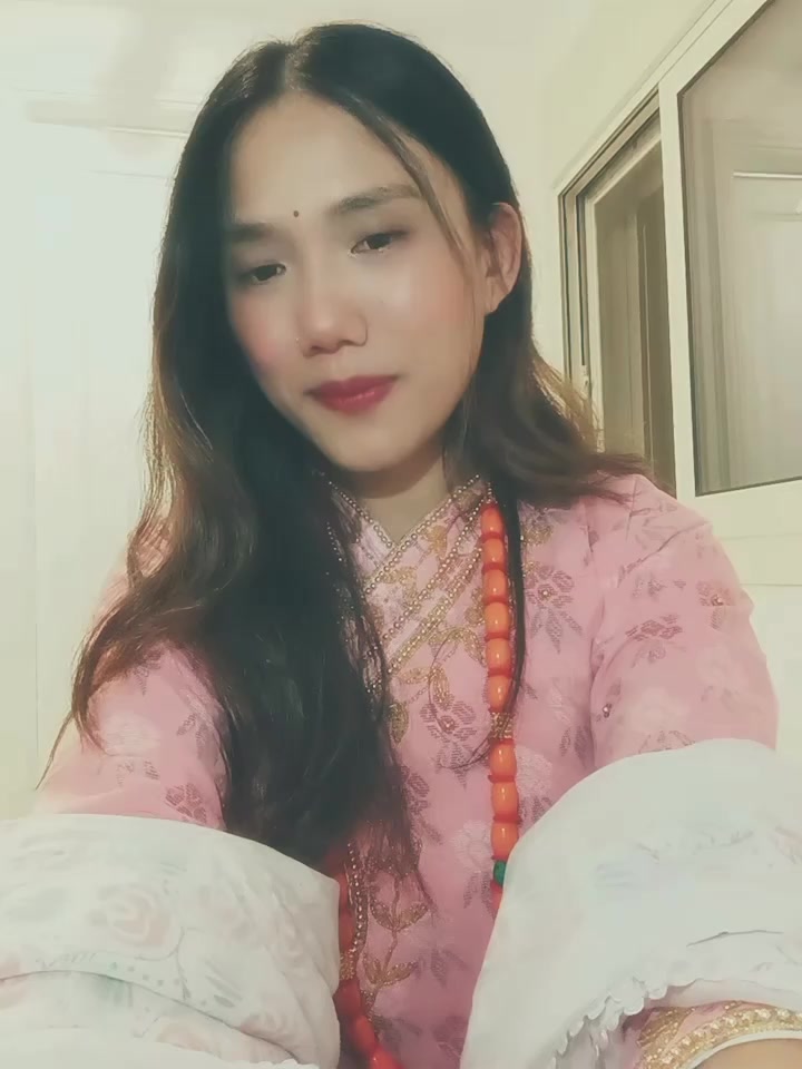 @🧚♀️pyarii🫶