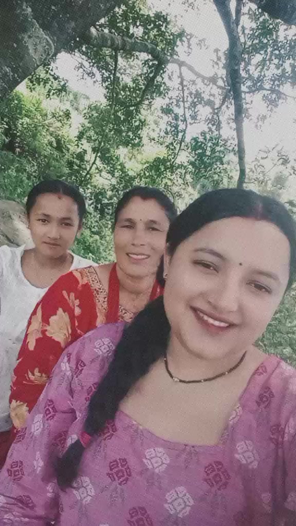 @puja khadka❣️