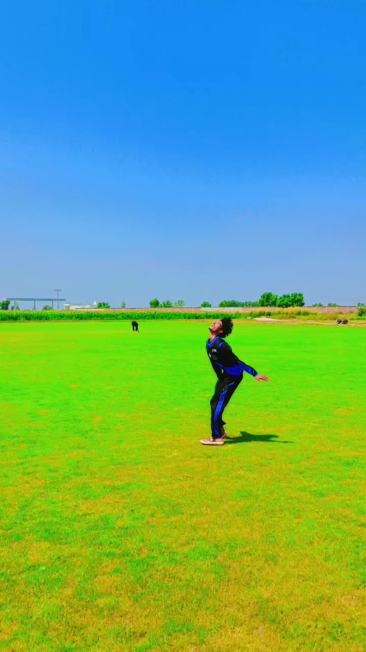 @Faizilovekohli😘