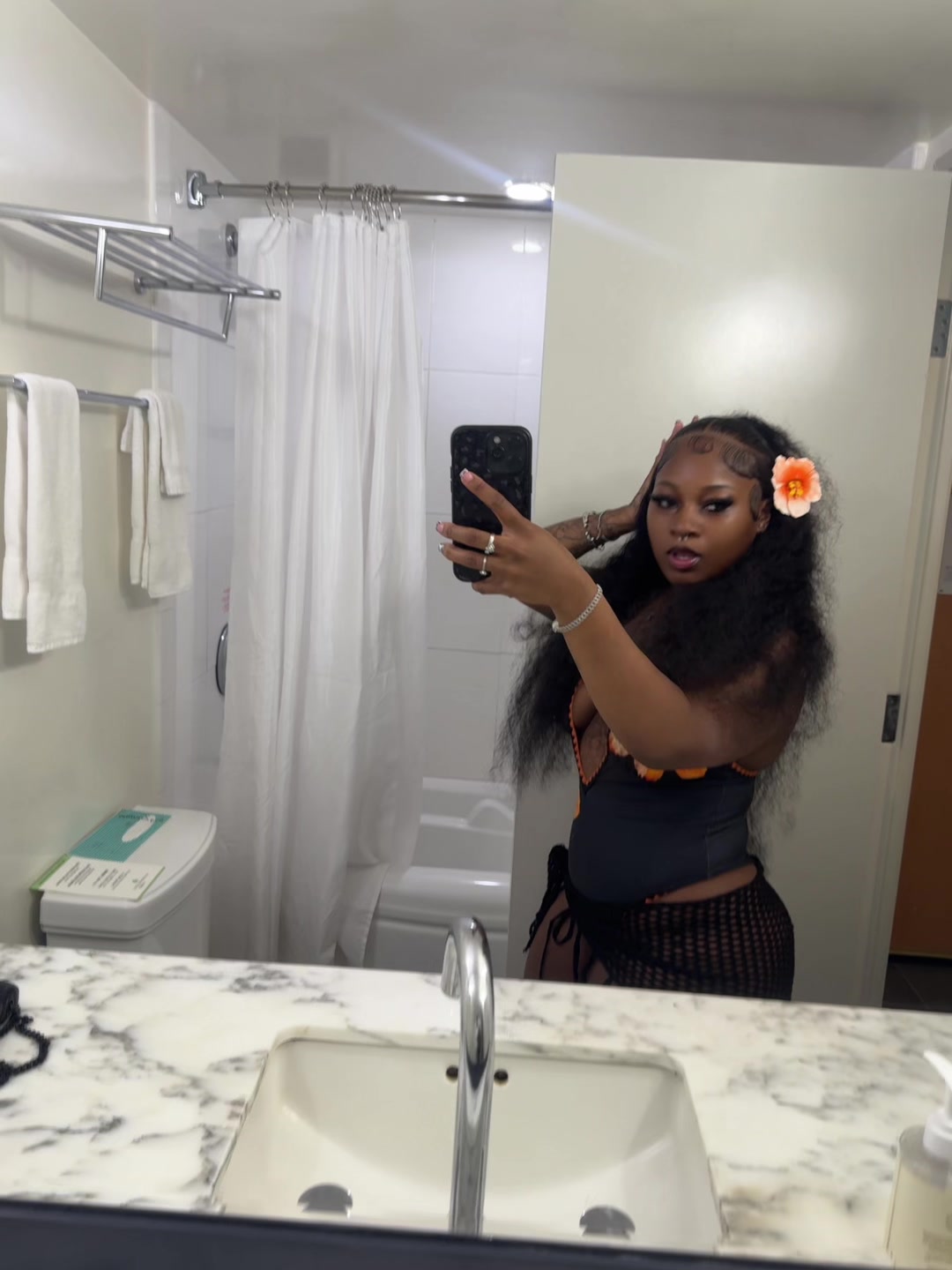 @C’nya🖤.