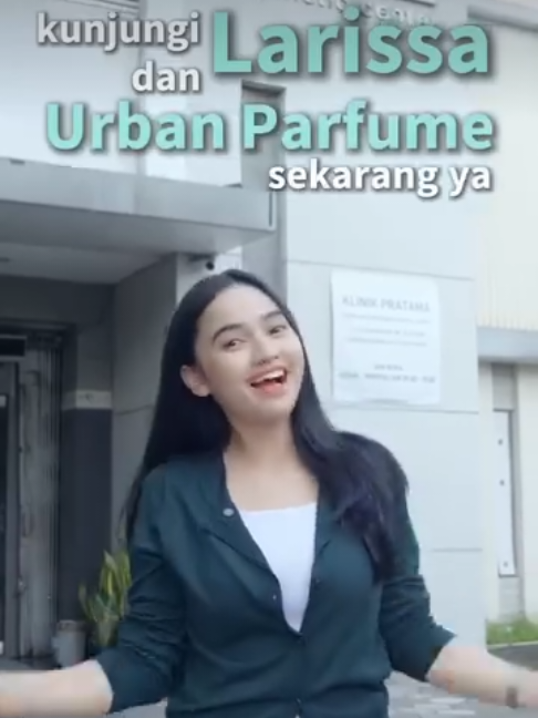 @Larissa_Godean