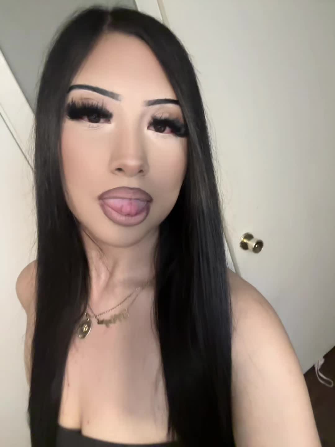 @mili