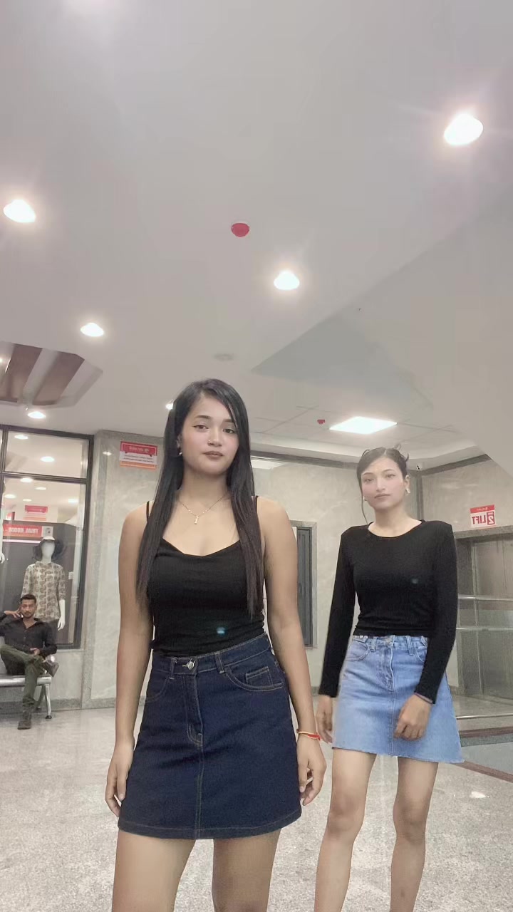 @आशिका💕