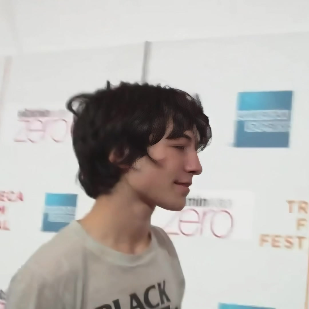 @️