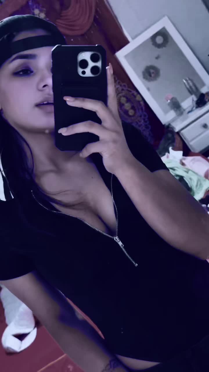 @😘Rosmeri 🌙