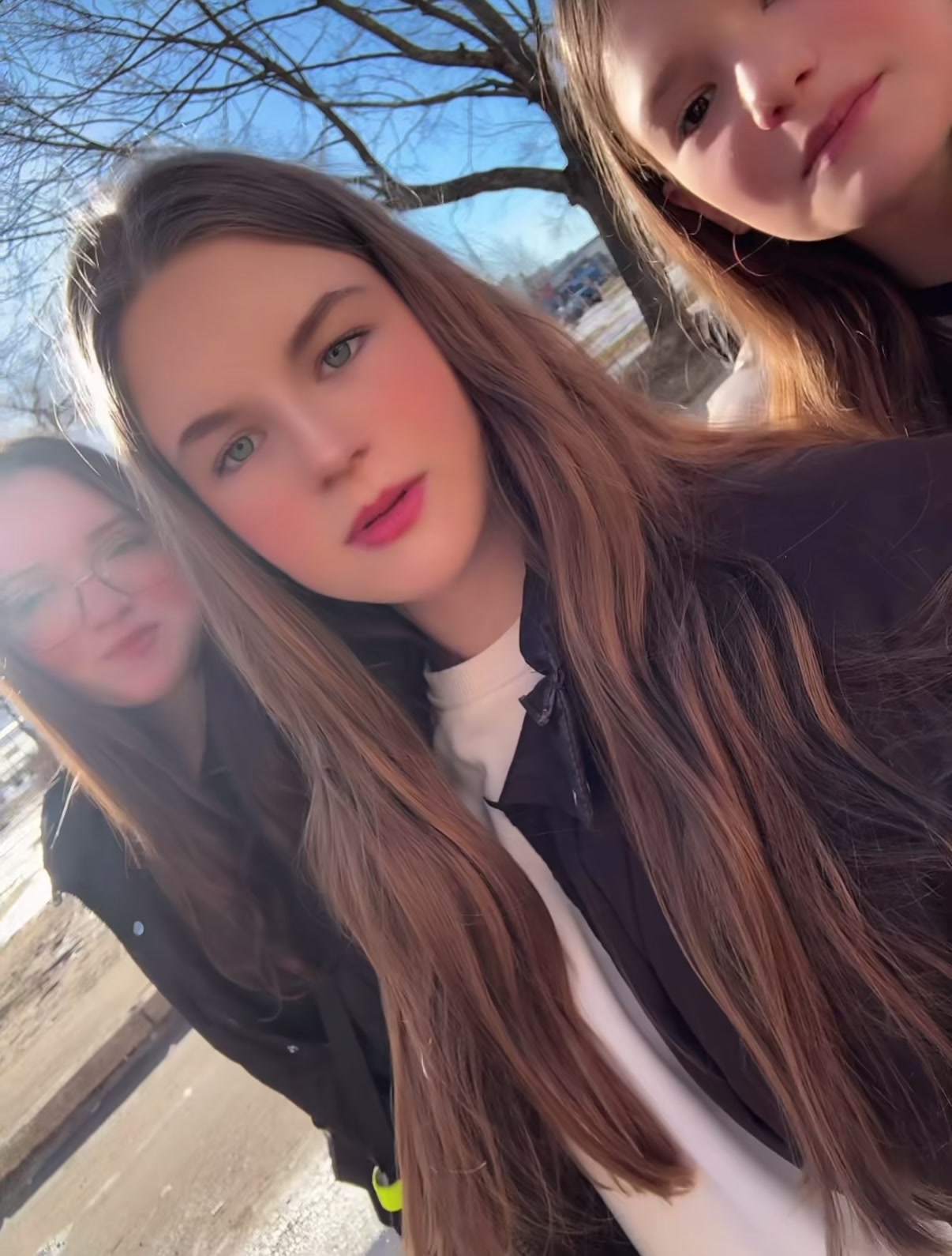 @𝐚𝐧𝐠𝐰𝐢𝐥𝐥𝐲