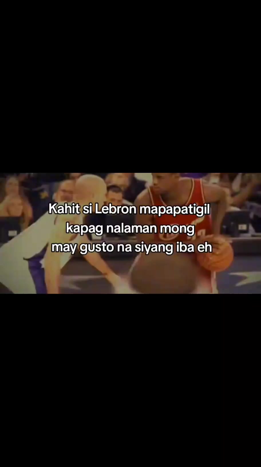 @J:>