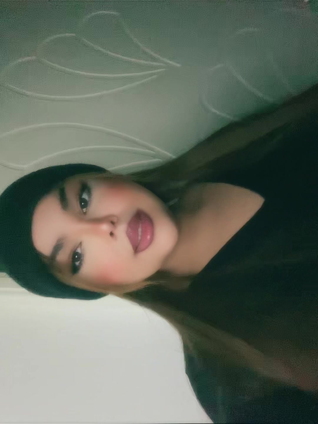 @🦋