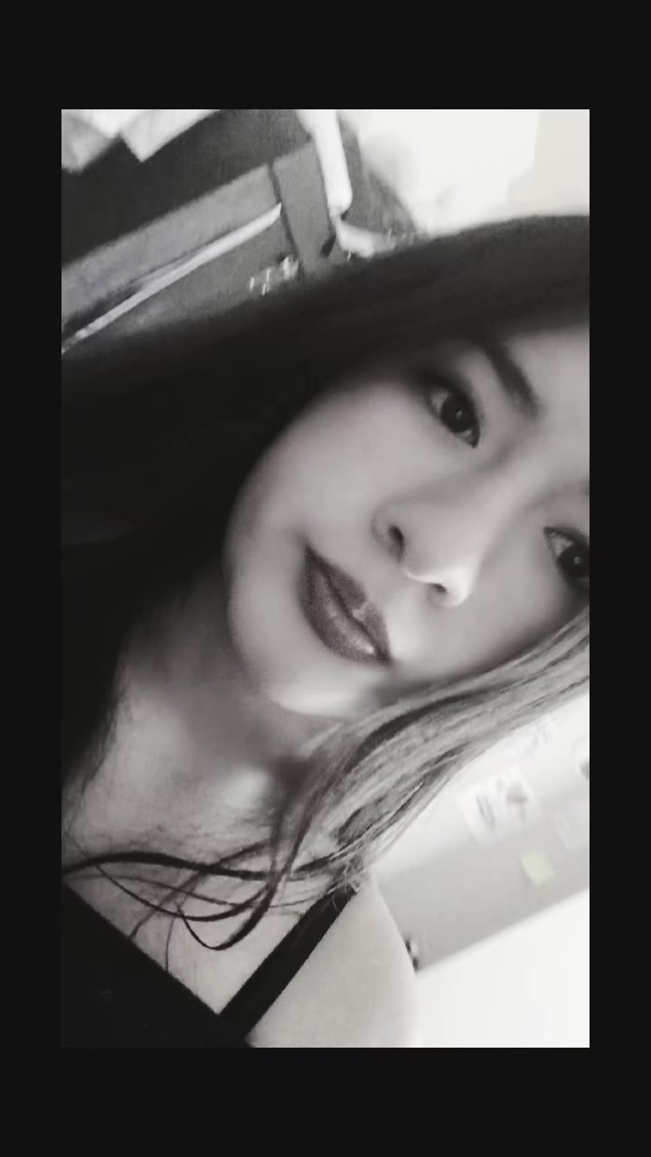 @๐ฉโง๐ช ๐ด๐๐๐๐๐๐ ๐ฉโง๐ช
