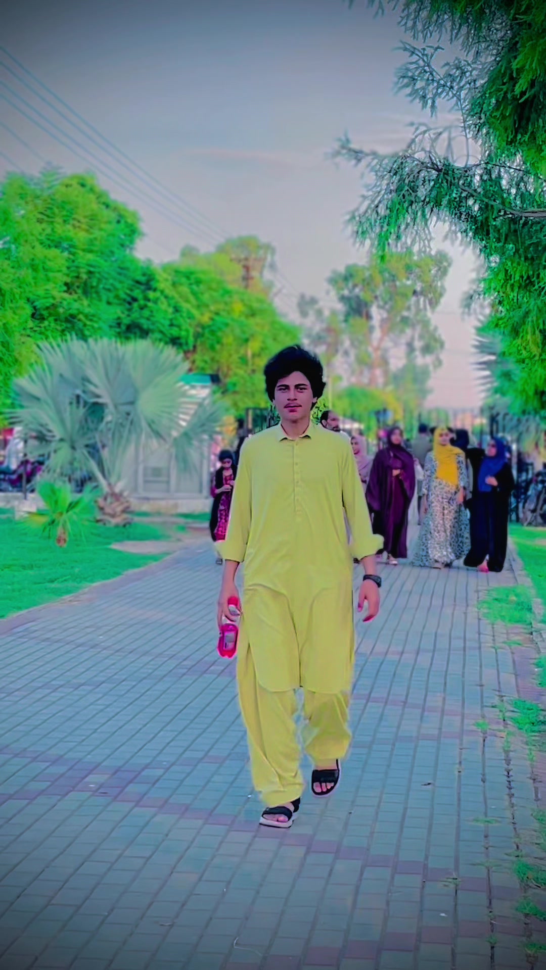 @🔱HuZiFa kHaN🔱