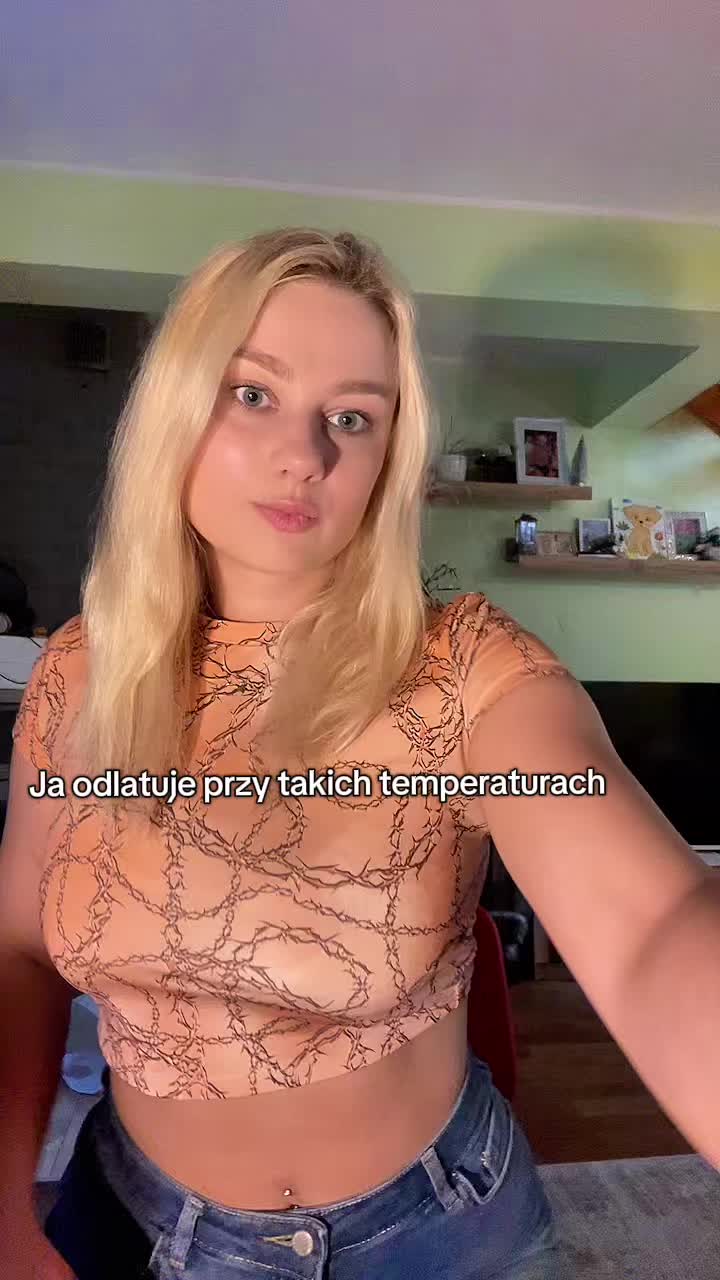 @🦋 Julia 🦋