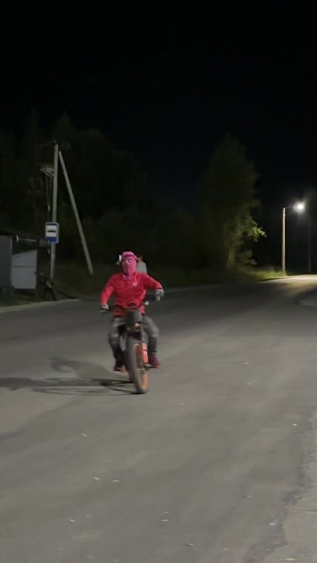@swarovskiy🤫