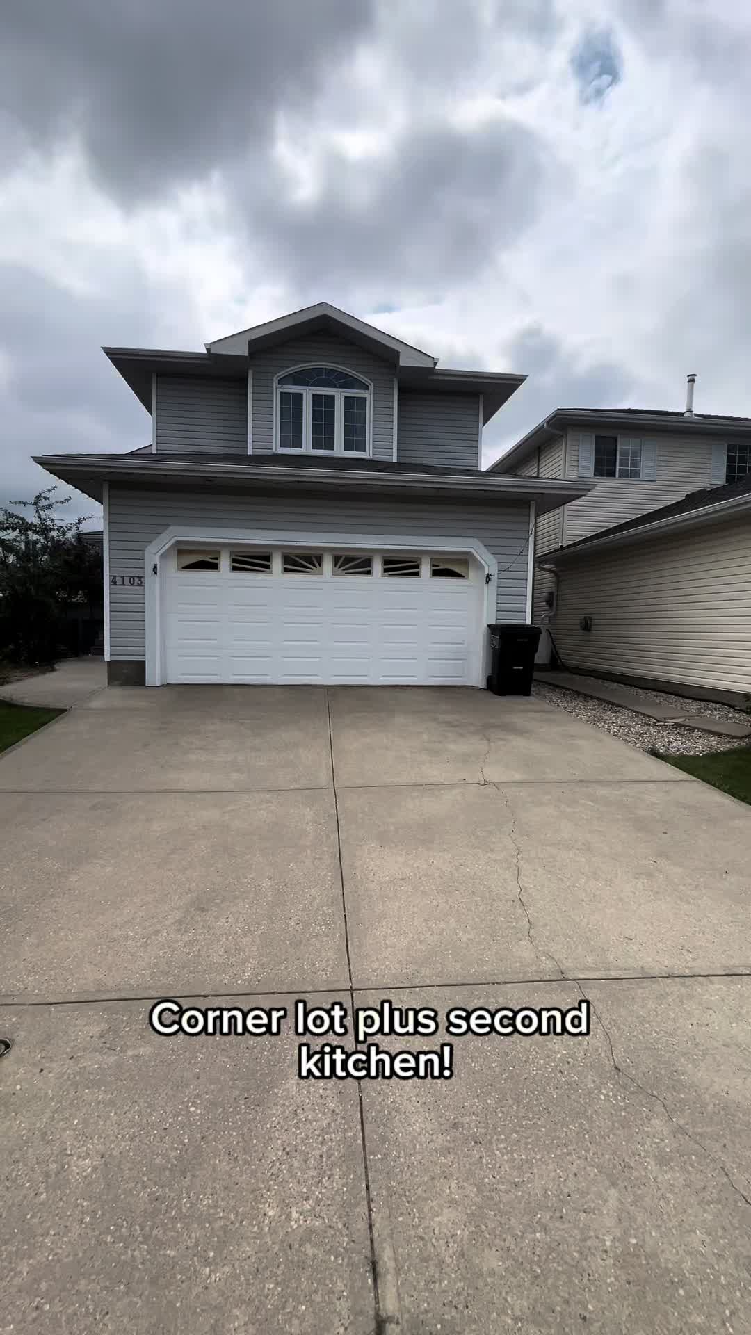 @HomesbyVishal