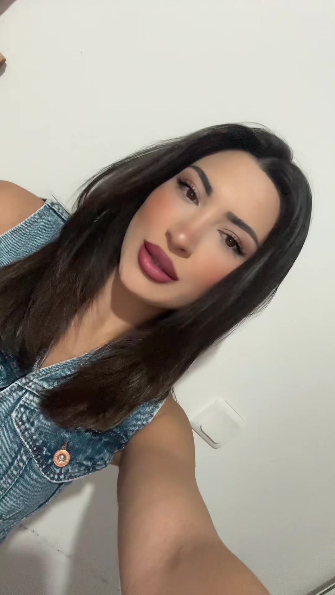 @G&uuml;lll🌹