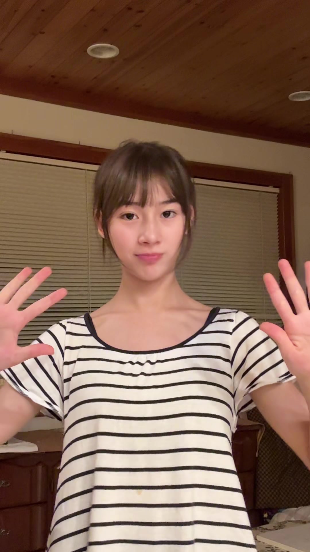 @杉崎 ジュリア