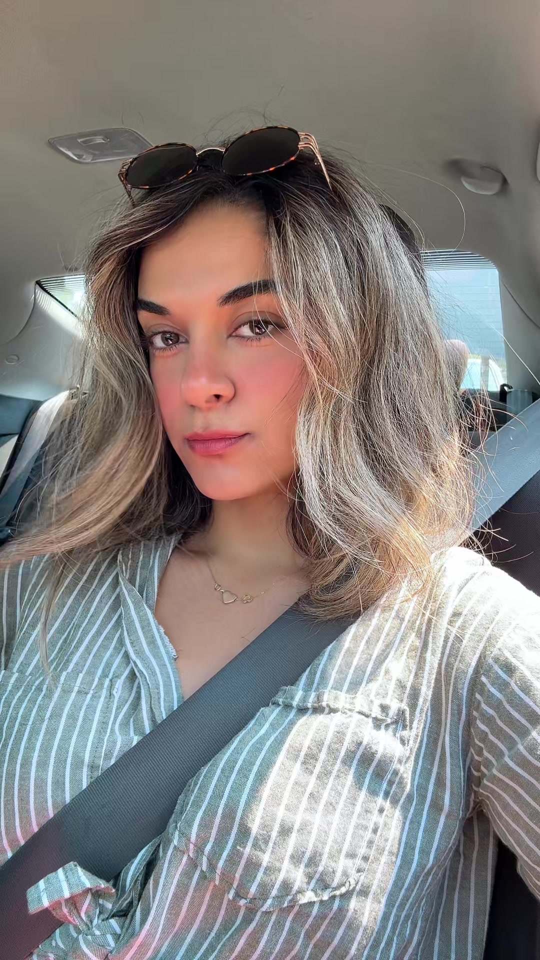 @Niousha