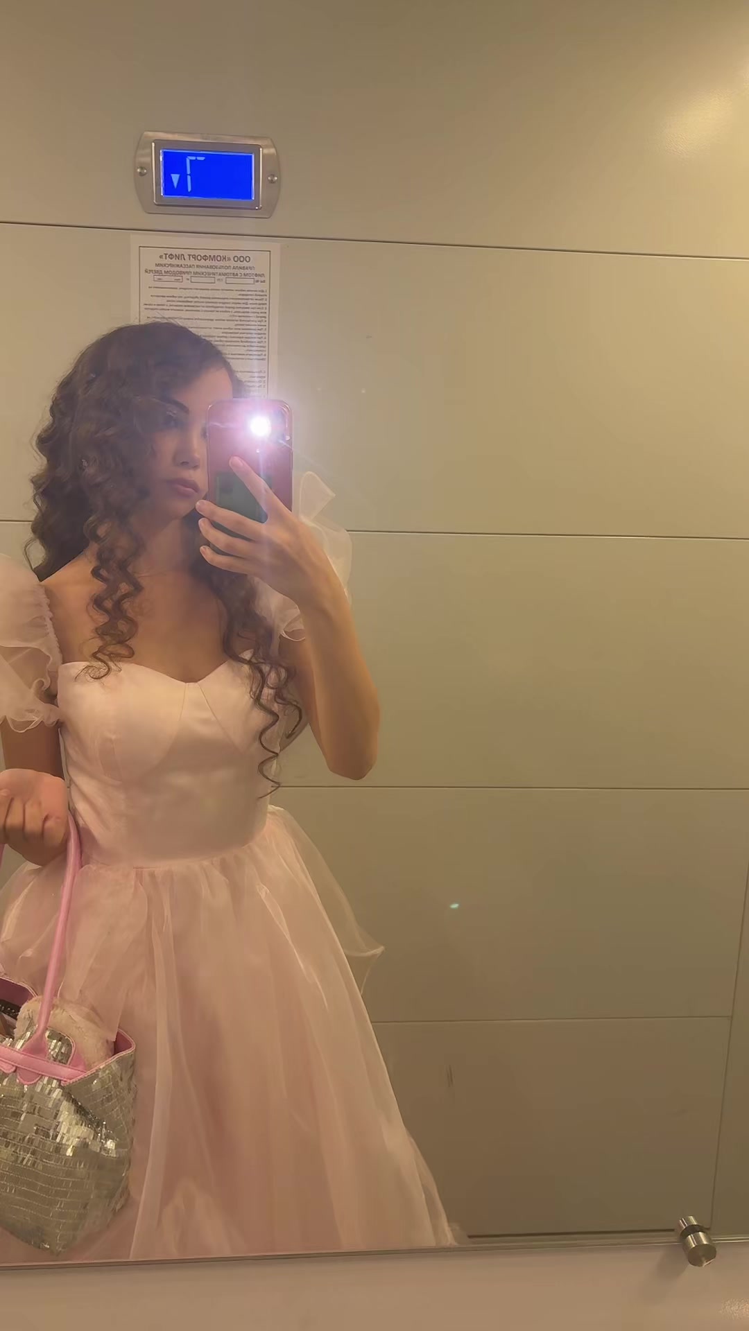 @lilishes