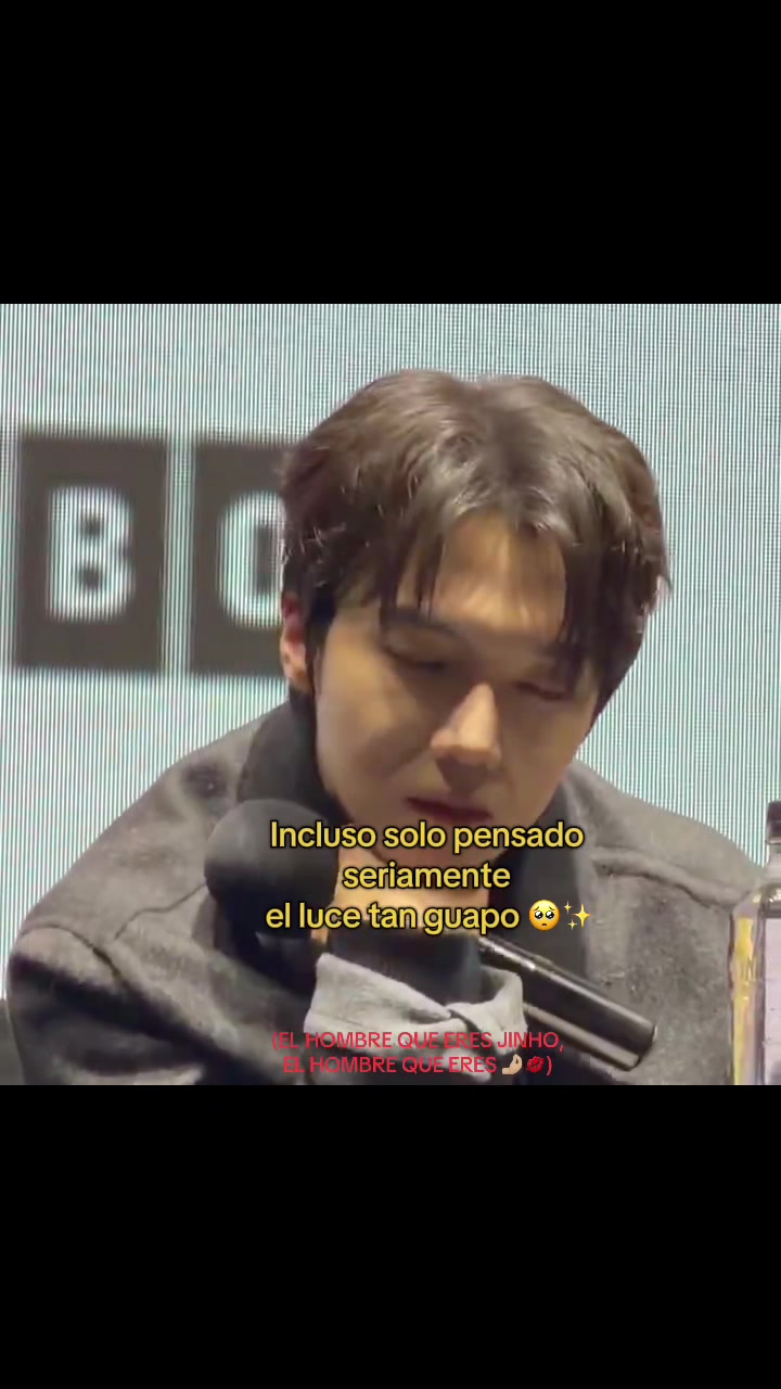 @Los cachetitos de Jinho🍑🐿️