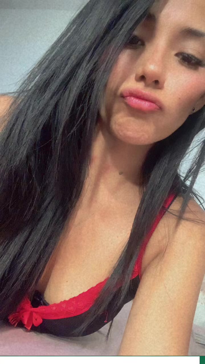 @EstefanyAquije