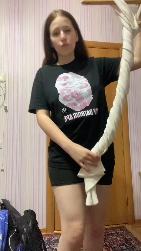 @шкет🤓