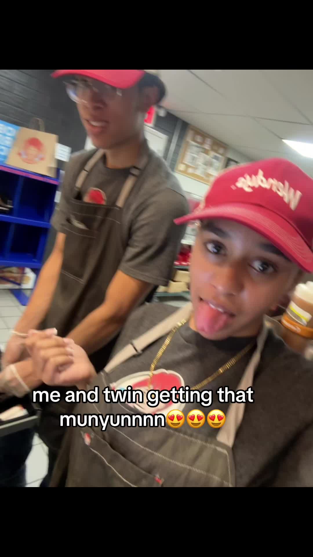 @ari🦚