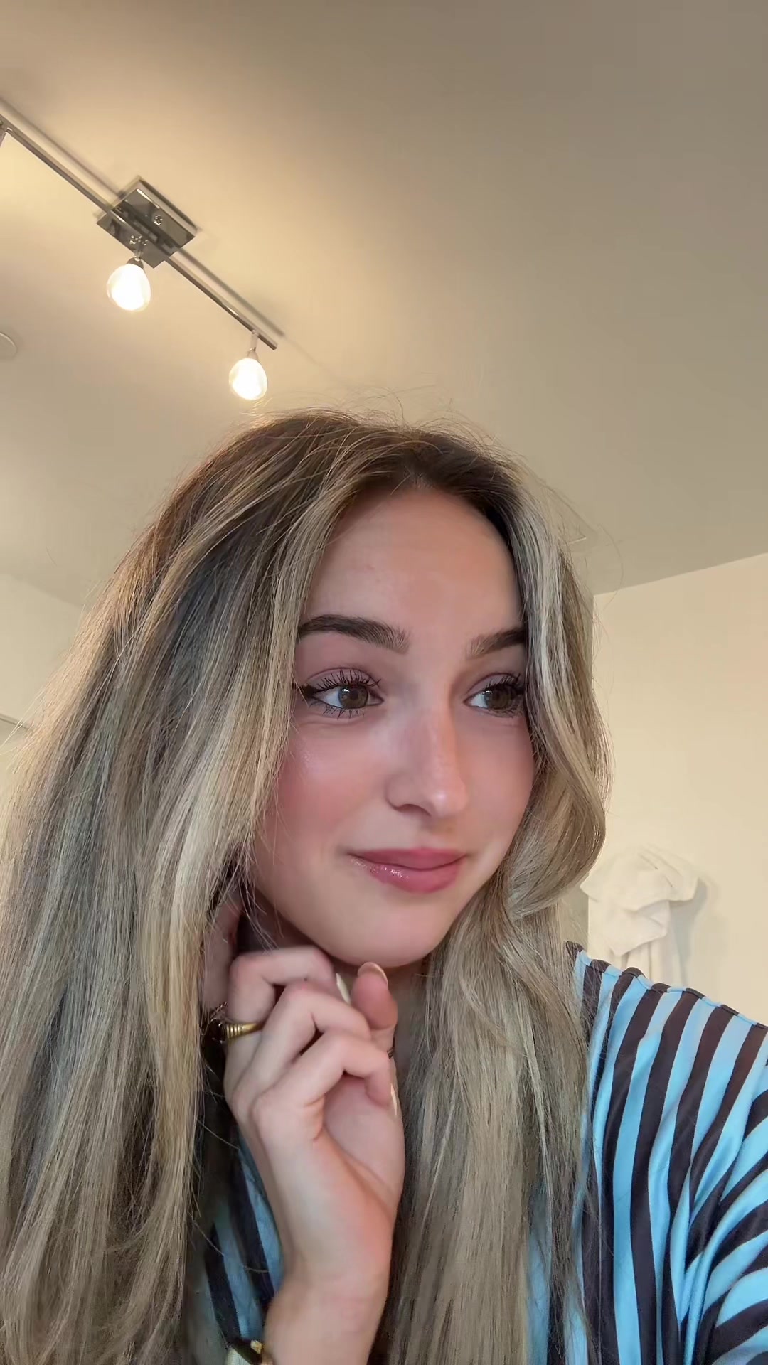 @Ari