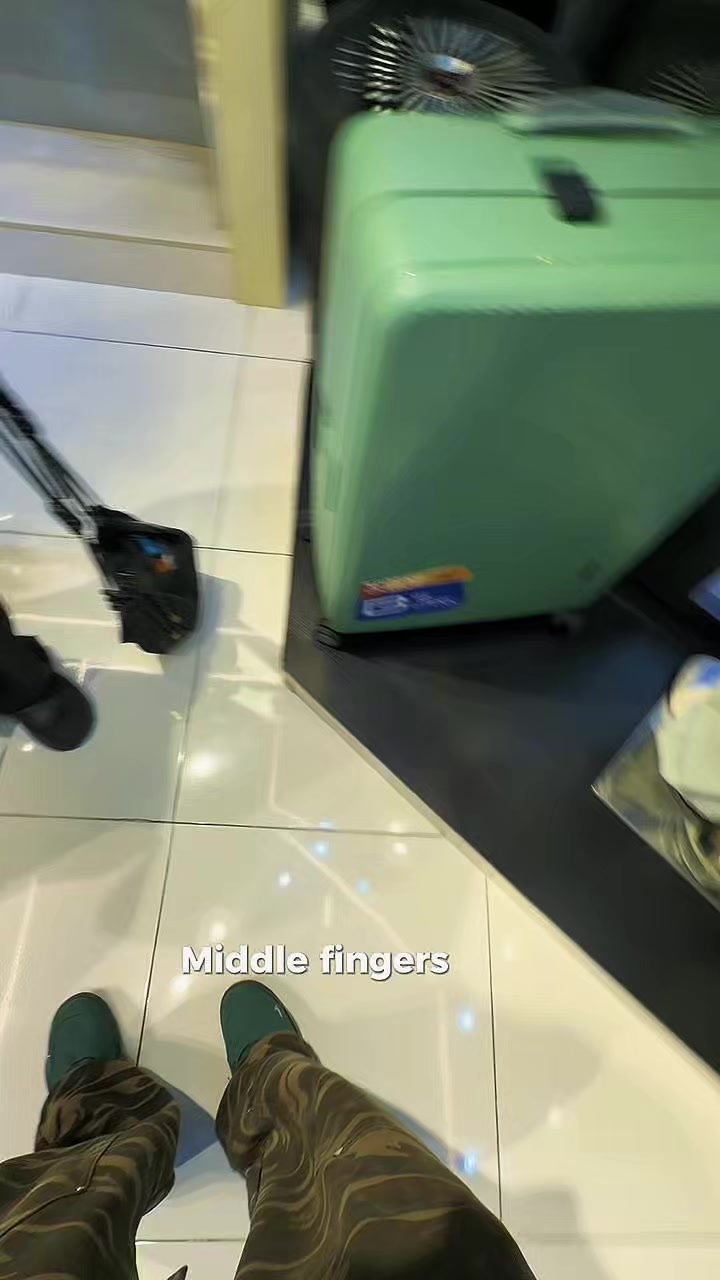 @Flosip