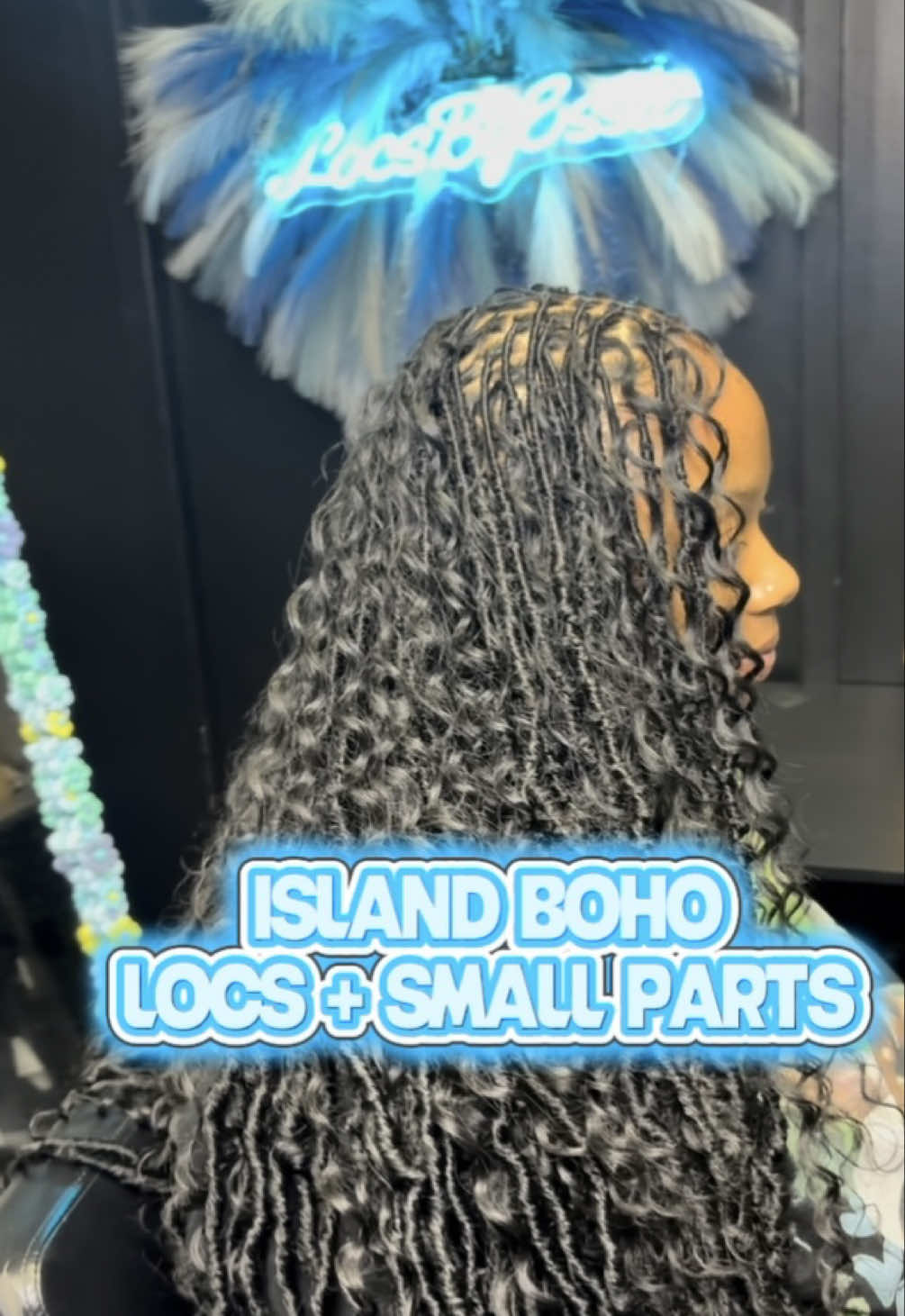 @locsbyessie