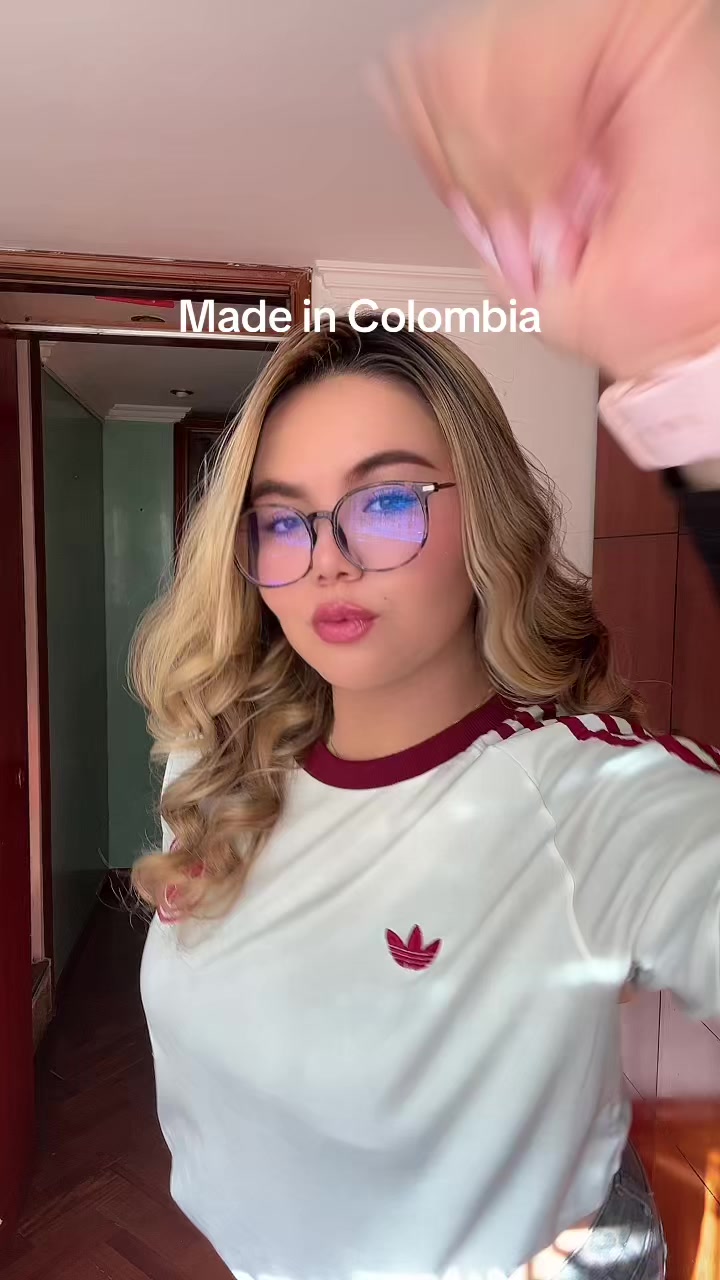 @Tati🦋