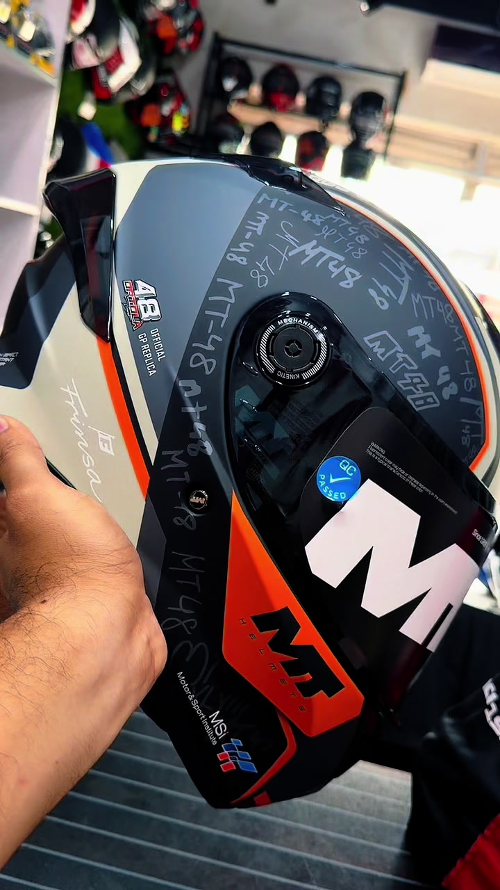 @Moto Roadies