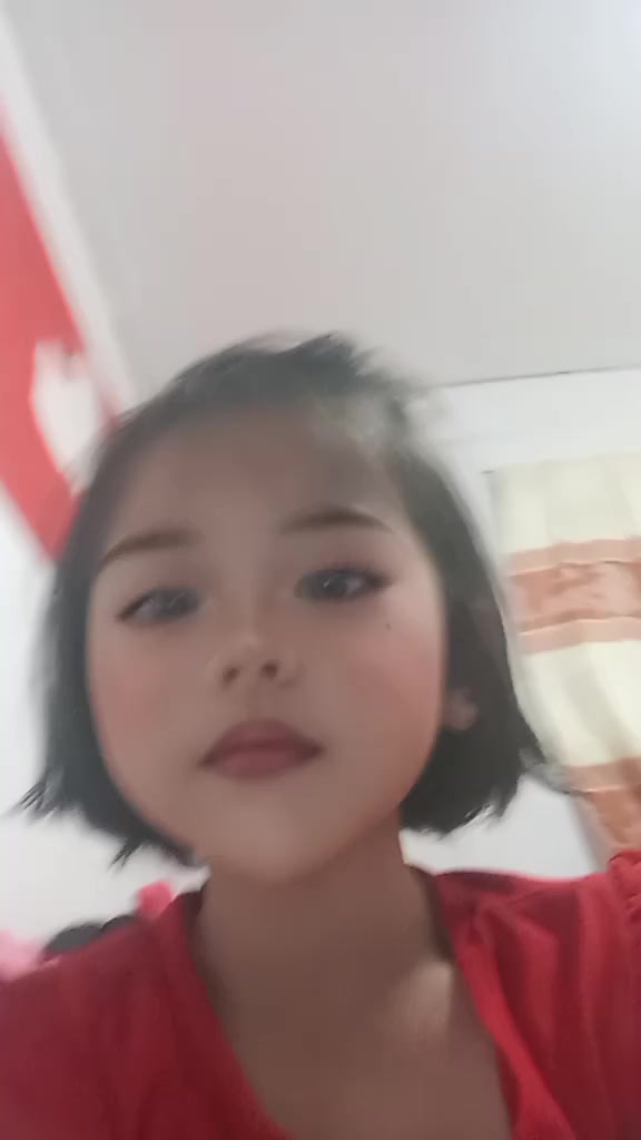 @sarah natcharin