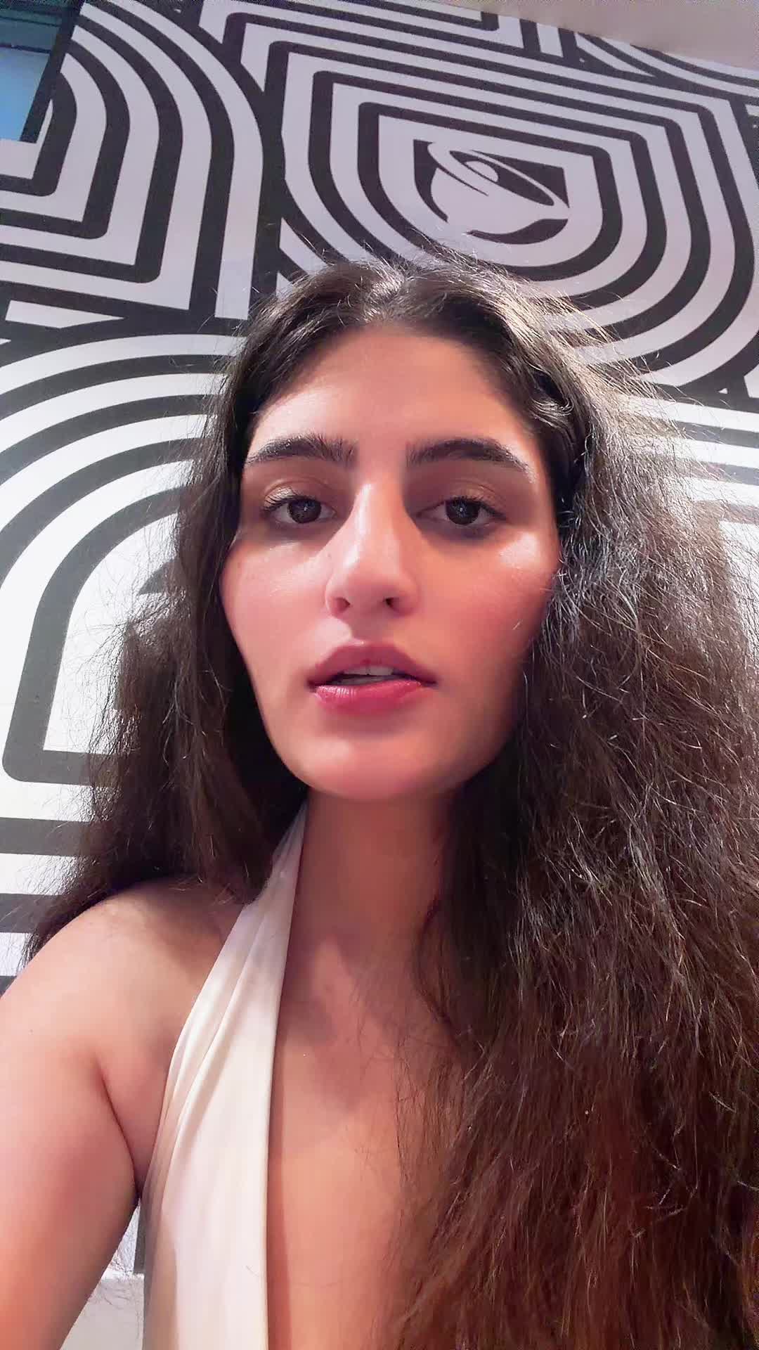 @pakistanikira