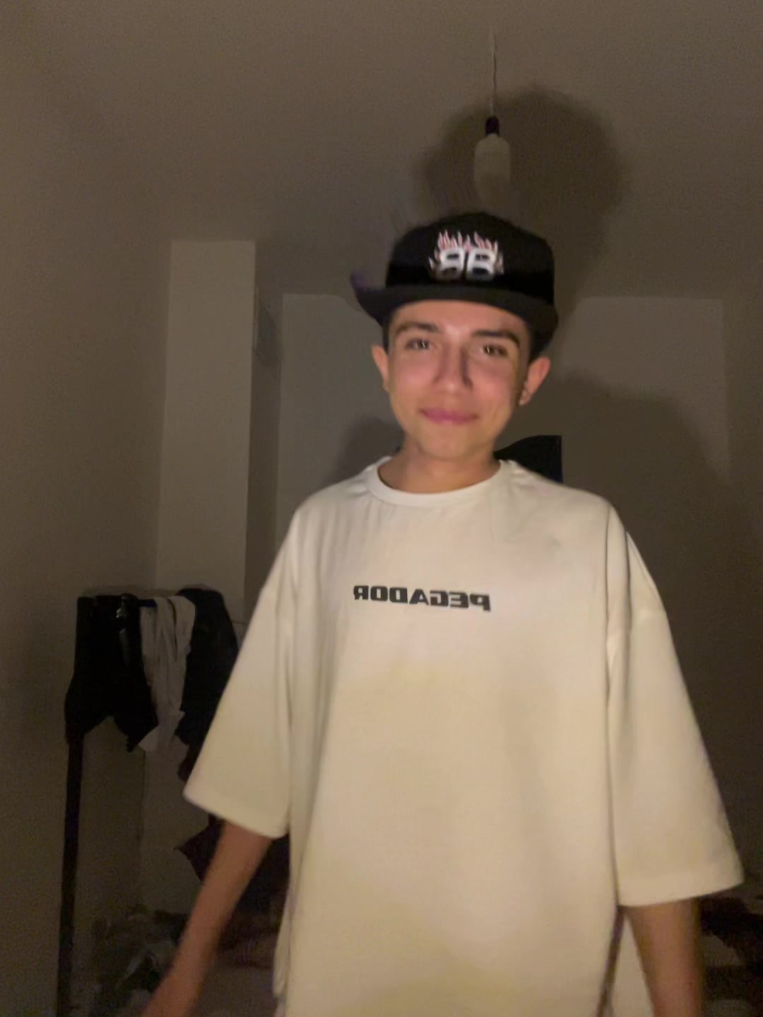 @𝘁𝗵𝗲𝗺𝗮𝗵𝗱𝗶